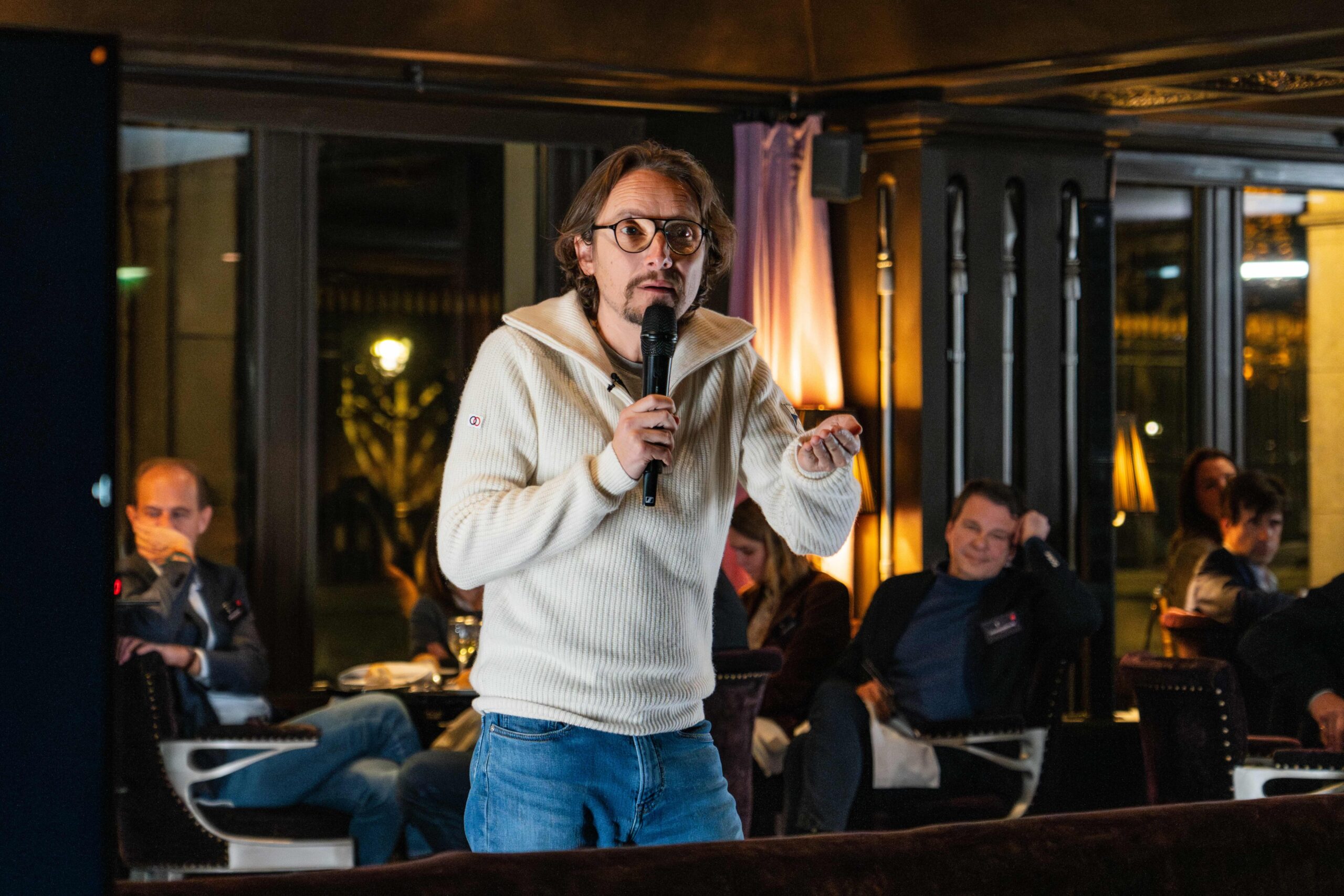 690a2b7d6503cbe8a746f73b_Les Sabliers Club - Lorant Deutsch3